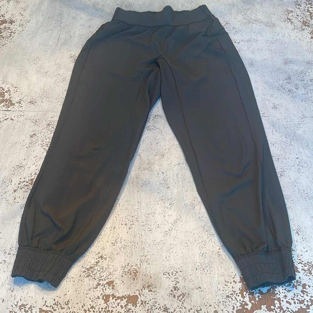 Lululemon Sun Setter Jogger
